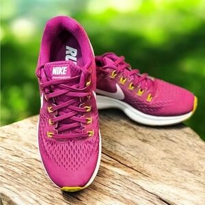 Nike Women's Fuchsia and Yellow Sneakers